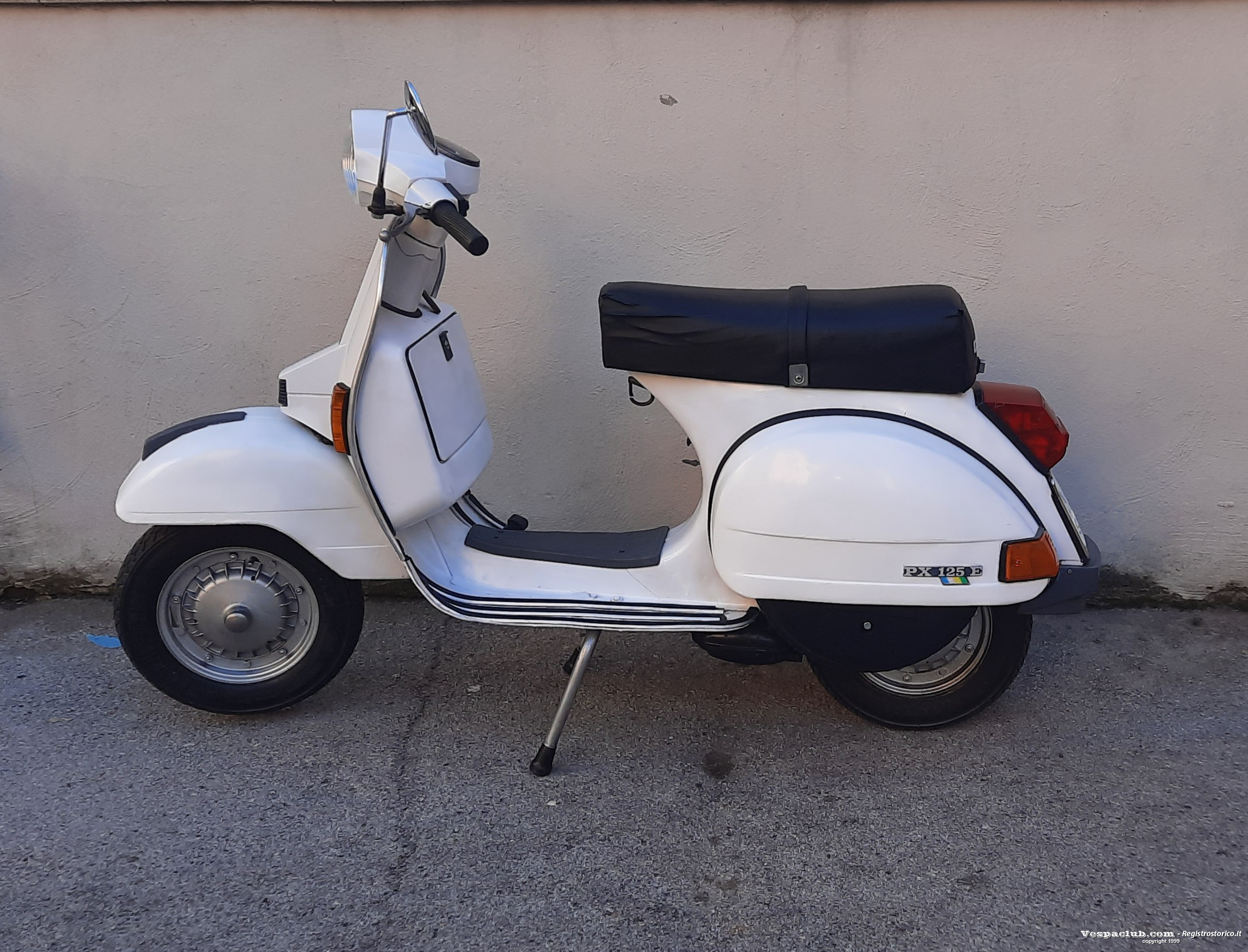 Foto lato sinistro